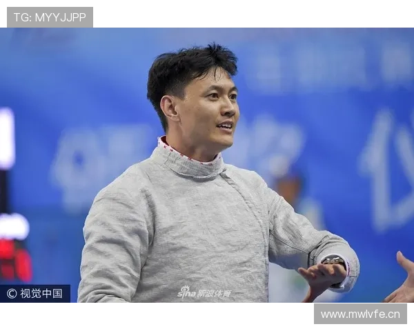 仲满这生活节奏也太反差大了，赛场上稳稳的，私下像跑商场不带钱包的自由人一样乱花钱？