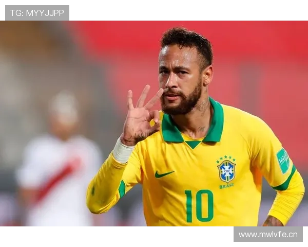 内马尔训练场边开香槟，那普通教练眼神亮了又暗了